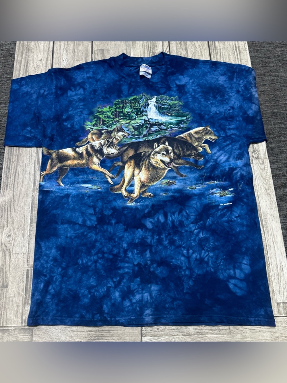 Vintage 90's Habitat Running Wolves AOP T-Shirt XL Nature Waterfall Grunge